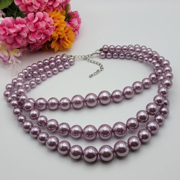 Vintage Lilac Graduated Faux Pearl Necklace 22 Inch Adj. Triple Strand Chunky